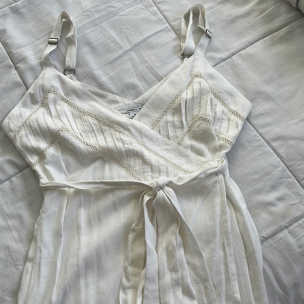 O’Neill white mid calf length dress